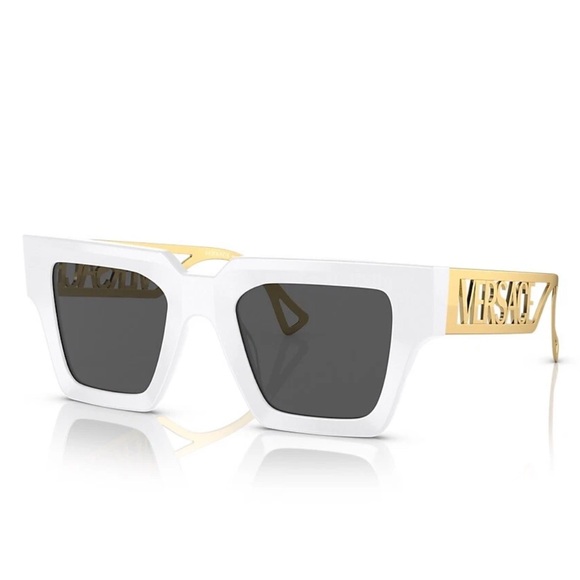 Versace Sunglasses, New 240 - Picture 5 of 7